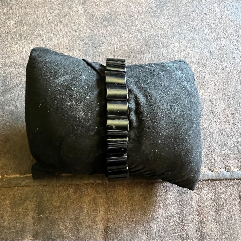 Rustic Cuff Bracelet‎ - Picture 7 of 8